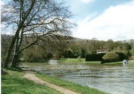 streatly thames canoe kayak great britain river icf touring sportscene
