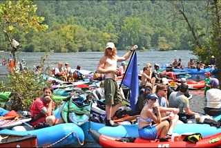 canoe kayak squirt freestyle 2013 mystery championships lesley seam usa world sportscene competition 