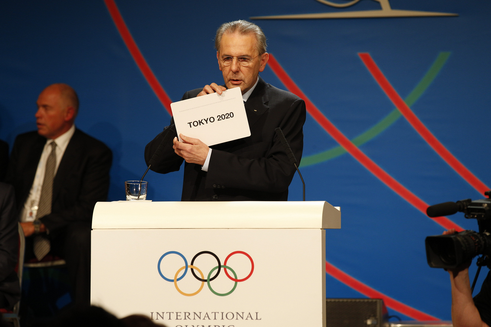 Jacques Rogge announces Tokyo as the host of the 2020 Summer Olympics