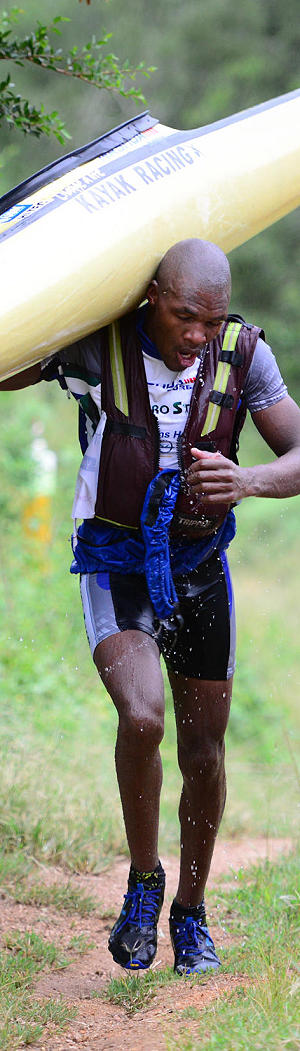 canoe kayak marathon river dusi south africa unlimited 2013 sportscene planet icf federation international race competition snobelo zondi 