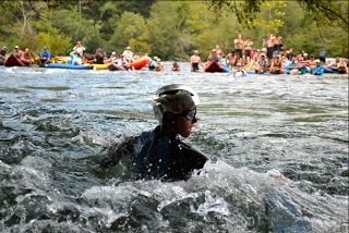canoe kayak squirt freestyle 2013 mystery championships lesley seam usa world sportscene competition 