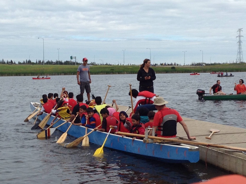 canoe kayak paddlesport syria canada refugee water edmonton sportscene icf 