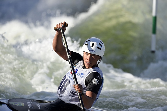 canoe kayak paddlesports slalom ana satila vargas brazil icf world championships sportscene