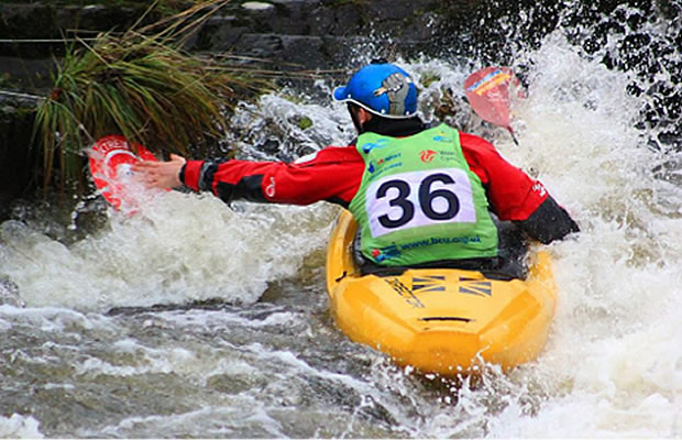 canoe kayak paddlesport extremeslalom extreme slalom competition freestyle sportscene 