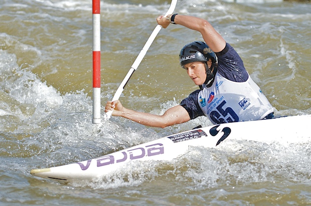 luuka jones new zealand canoe slalom interview sportscene training