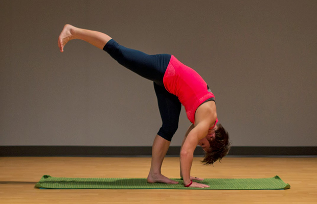 canoe kayak training yoga adriene levknecht freestyle spankin it sportscene standing splits pose