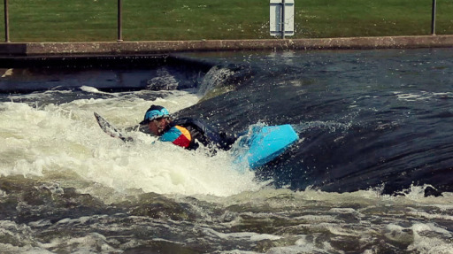 freestyle kayak canoe mcnasty tips trick move river training james pringle bebbington sportscene video instruction icf