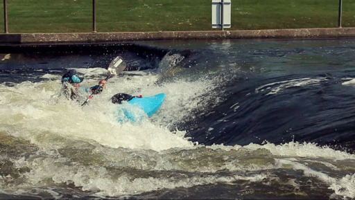 freestyle kayak canoe mcnasty tips trick move river training james pringle bebbington sportscene video instruction icf