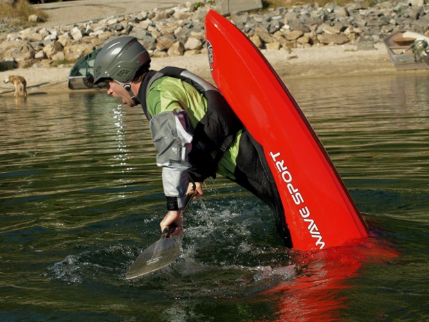 bow stall freestyle training kayak canoe flips spins jackson whitewater icf sportscene technique 